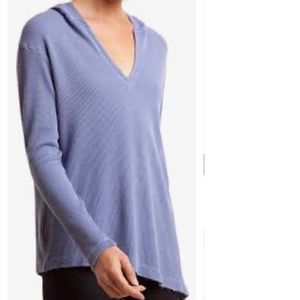 Splendid Nordic V-neck thermal hoodie, Sz M, blue
